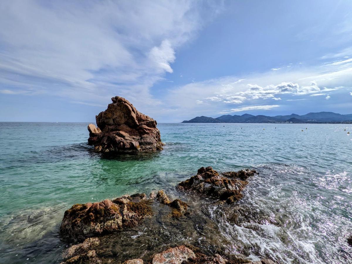 Cannes Cosy Holiday Home Buitenkant foto
