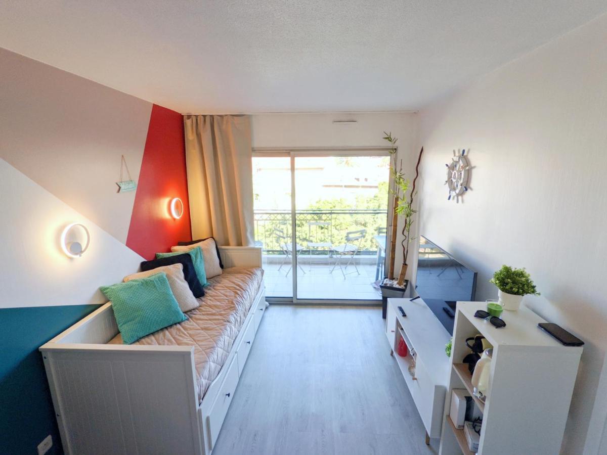 Cannes Cosy Holiday Home Buitenkant foto