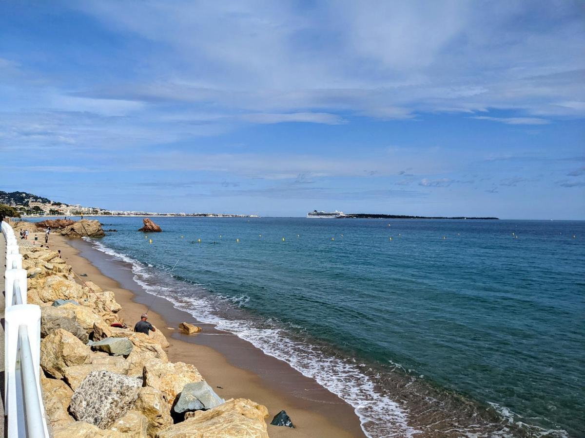 Cannes Cosy Holiday Home Buitenkant foto